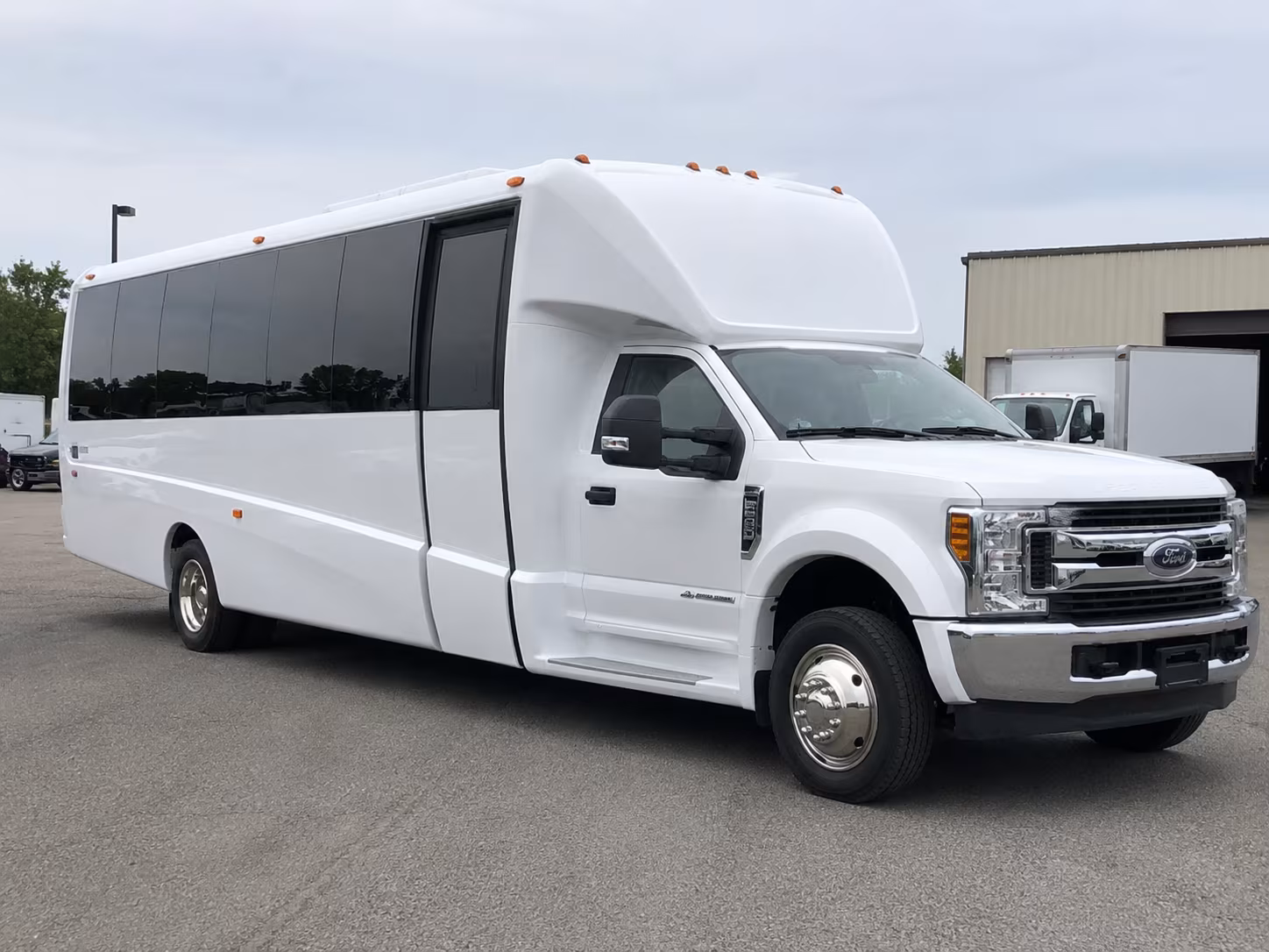 charter buses for irving isd museum and science field trips
