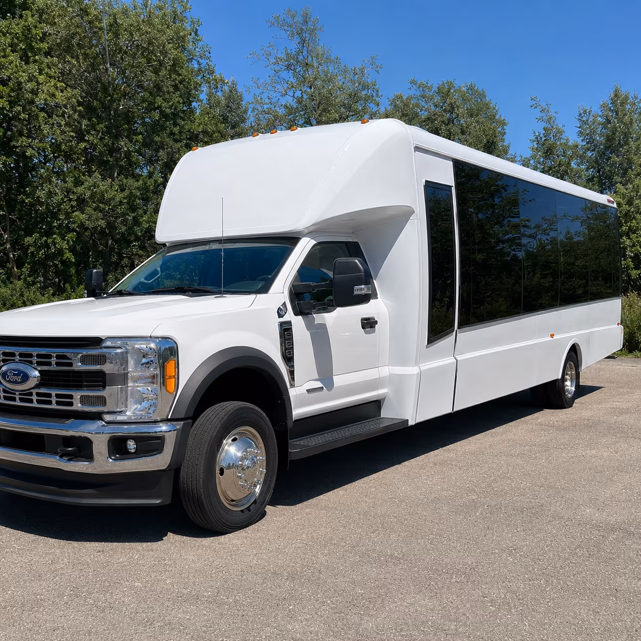convention and conference shuttle buses at the irving convention center