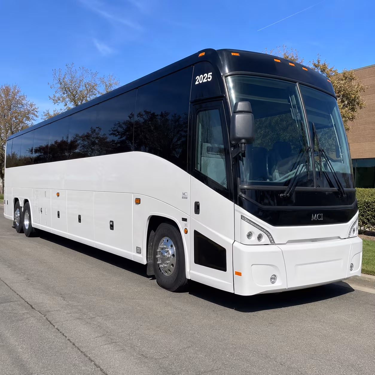 irving and las colinas corporate campus shuttle buses