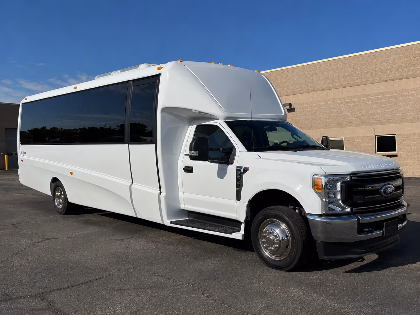 minibus rentals for irving arts center and cultural field trips